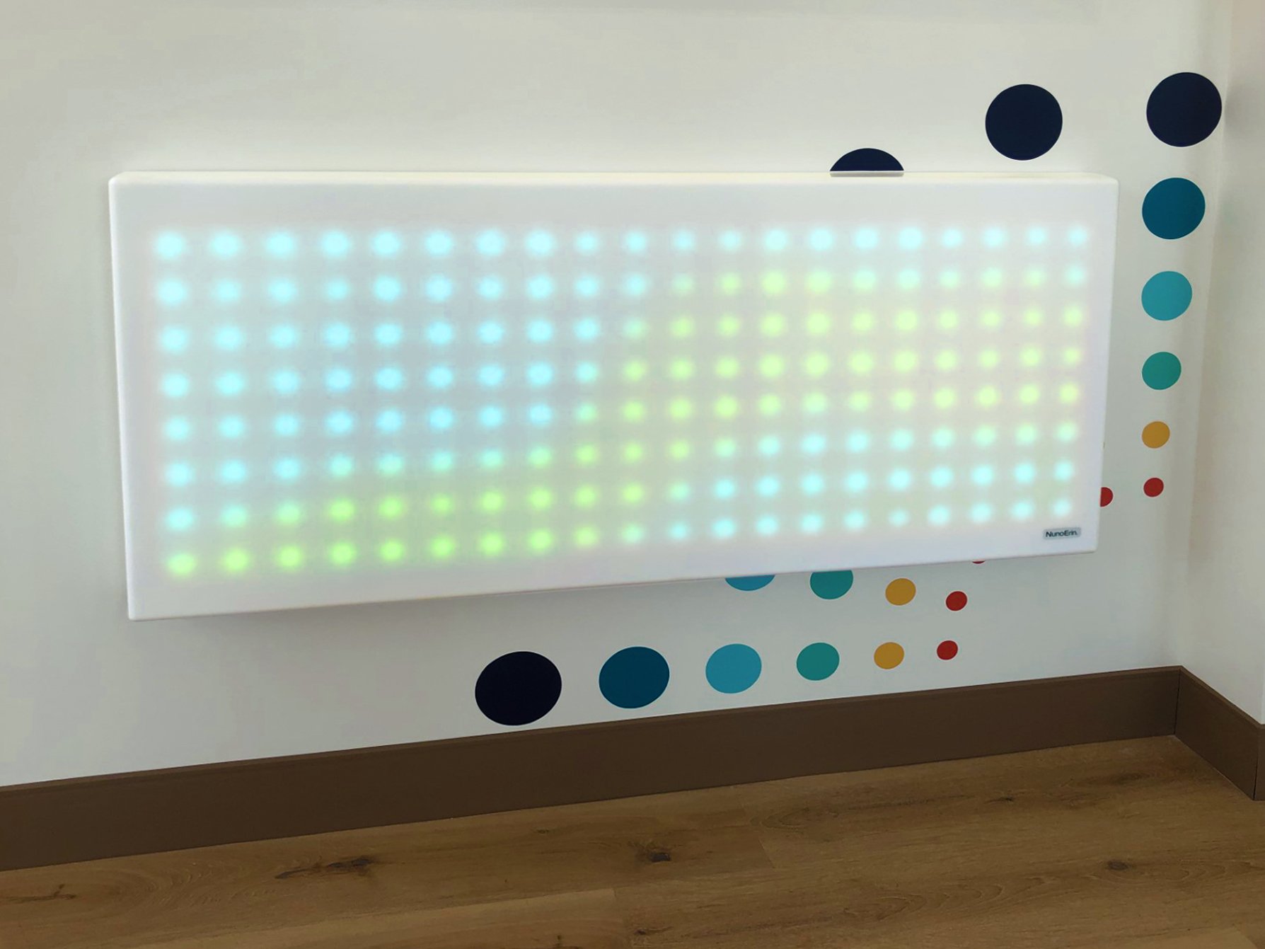 Healthcare_Sparkle_Wall_Panel_Trustcare_Kids_Waiting_Room_4x3